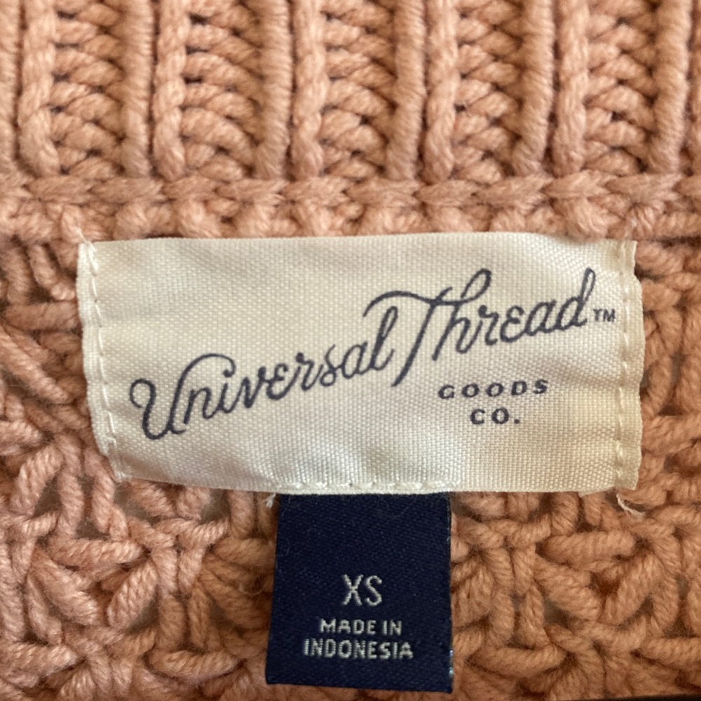 Universal Thread Pink Chunky Knitted Sweater Size… - image 3